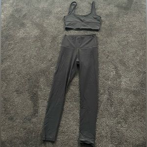 Aritzia tna action workout set
